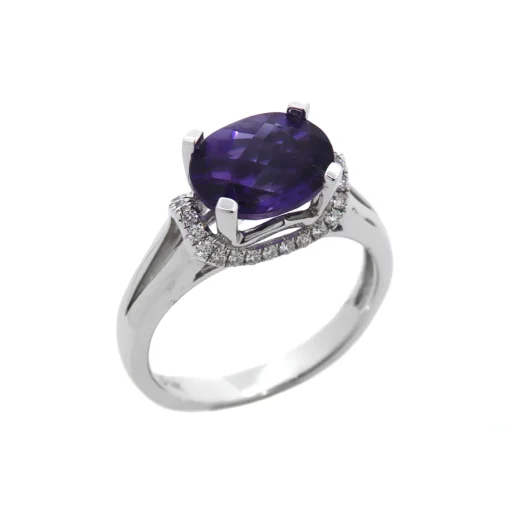 14K White Gold Oval Amethyst and Diamond Ring