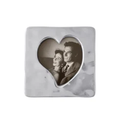 Mariposa – Small Squre Open Heart Frame