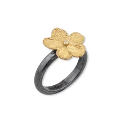 Two-Tone Buttercup Diamond Ring